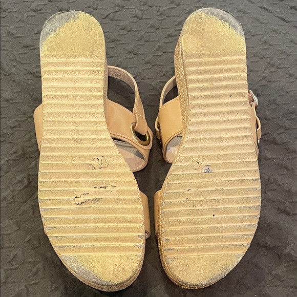 Henry Ferrera Beige Platform Sandals - Picture 7 of 16
